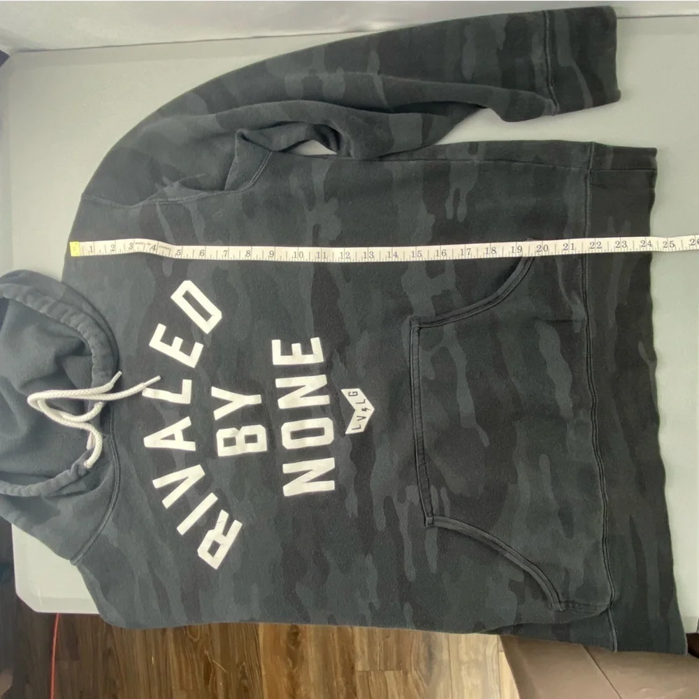 Independent Live Large - Rivaled by None Dark gray/black camo hoodie - Picture 4 of 10